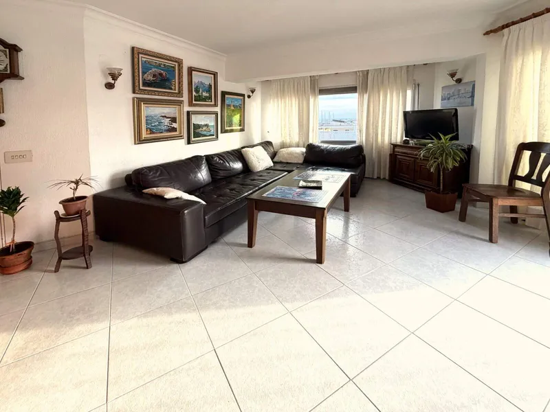 94m² penthouse with 4 rooms, bathroom & panoramic view for sale — photo 5