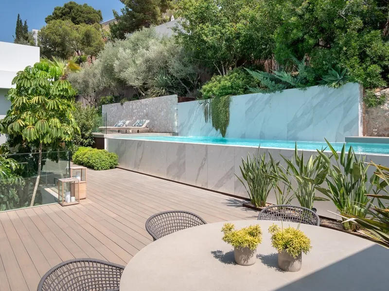 Brightful villa with pool and sea views — photo 5