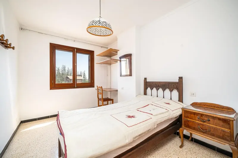 If you are looking for a spacious home with multiple possibilities, this 111 m² apartment is an excellent opportunity. — photo 9