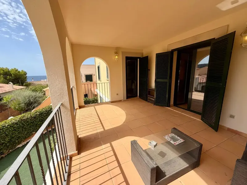 Located in a residential complex in Sant Elm, we find this cozy one-bedroom apartment with a large terrace and sea views. — photo 12