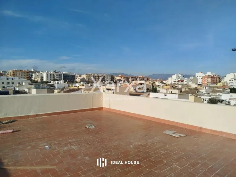 Central flat in the ACIRE area with a 60 m² private terrace and great potential in Palma — photo 5