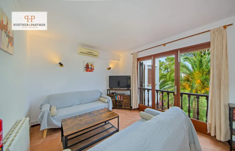 329 m² apartment complex with 6 apartments and pool for sale — photo 3
