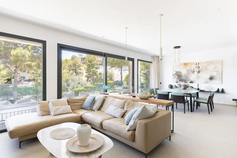 Exclusive villa complex with two pools, garden and partial sea views — photo 9