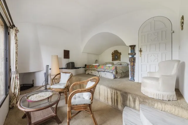 Sea view stone villa with extension license for sale in Formentor, Mallorca — photo 12