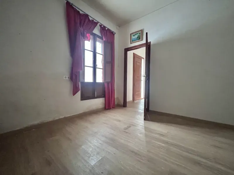 Ground floor for sale in El Molinar with two independent entrances to two streets with possibility of making an apartment as it has independent numbers — photo 5