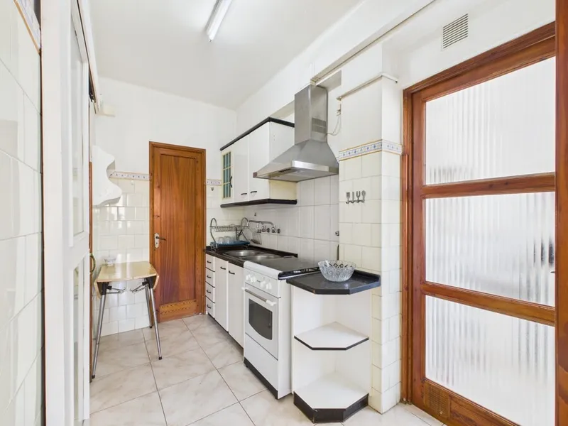 Three-Bedroom Apartment with Private Terrace in Tranquil Area of Son Espanyolet — photo 5