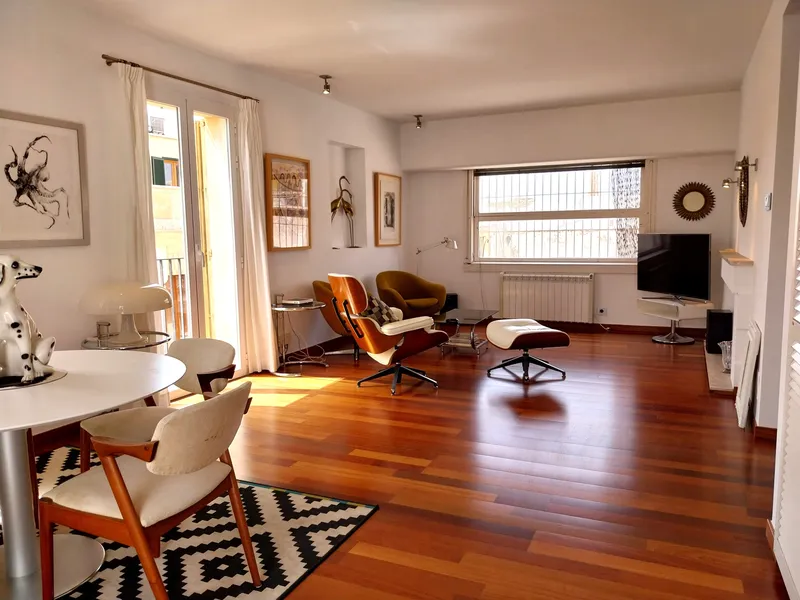 Palma Old Town: Renovated apartment with private terrace and optional underground parking space — photo 6
