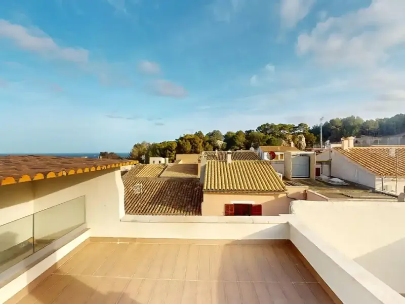 Exclusiva casa de pueblo con piscina, garaje y amplias terrazas en el casco antiguo de Son Servera — photo 2