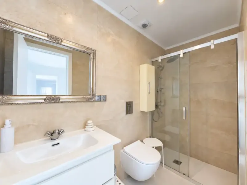 Este atractivo apartamento se encuentra en Palma, a pocos minutos a pie de Porto Pi y cerca de tiendas, restaurantes y todos los servicios n — photo 6