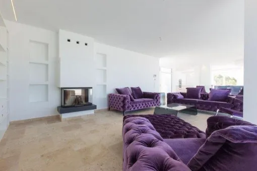 Santa Ponsa, modern villa for rent in Santa Ponsa with sea views and a spacious outdoor area — photo 7