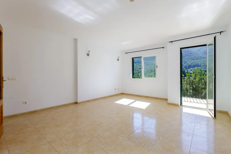 3-bedroom apartment with terrace. Parking, storage room and elevator!!! — photo 4