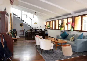 Beautiful Penthouse in a Historic Building — photo 5