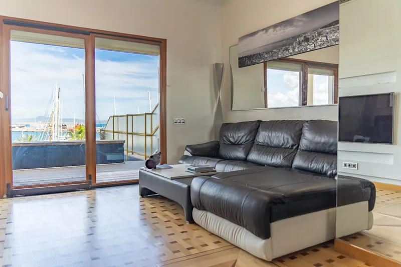 Apartment with panoramic views — photo 7