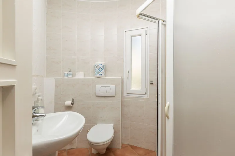 Mediterranean tower villa with roof terrace in a popular residential area — photo 10