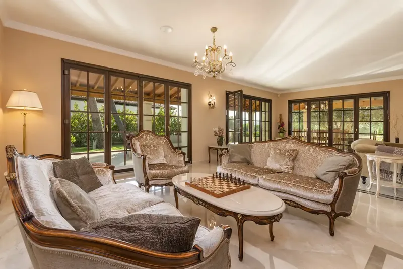Charming and luxurious villa in Paguera with fantastic sea and mountain views, just steps from a fabulous beach — photo 6