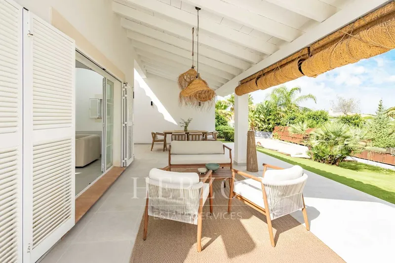 Renovated villa with ocean views and a pool in Nova Santa Ponsa — photo 11
