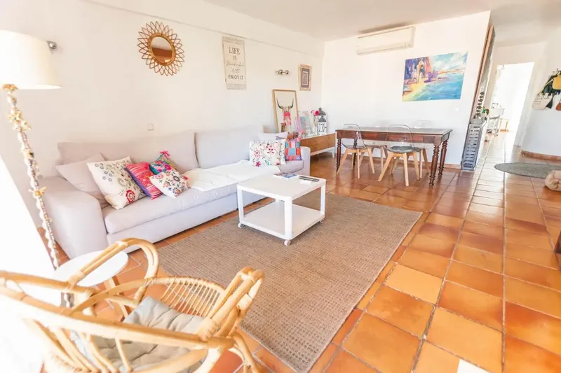 Discover this impressive penthouse located in the exclusive area of Son Verí Nou, Llucmajor. With an attractive price of 710,000 euros and a ge — photo 7