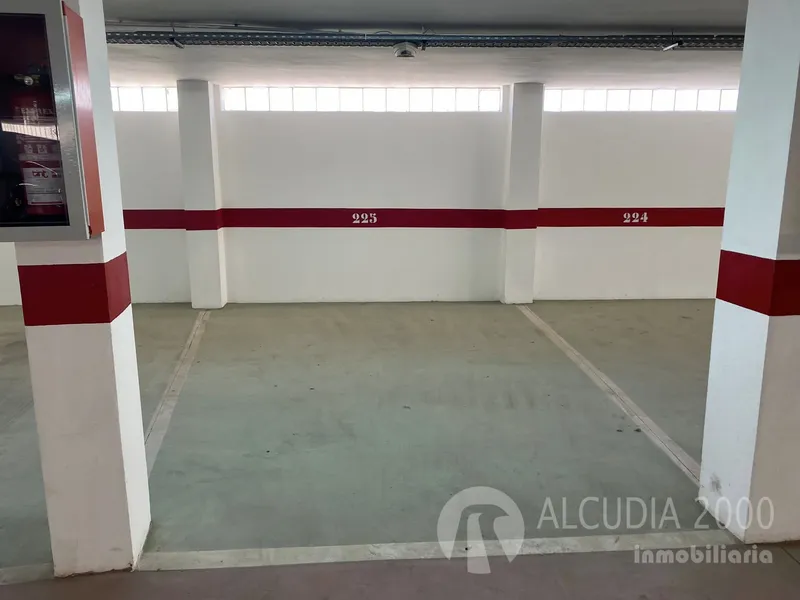 Garage — photo 5