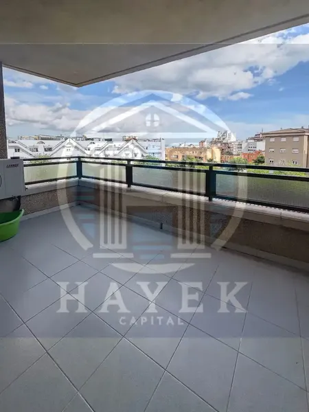 Spacious and Bright 4-Bedroom Apartment in Son Dameto – Palma de Mallorca — photo 2