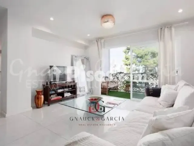 Apartment in Cort — photo 1