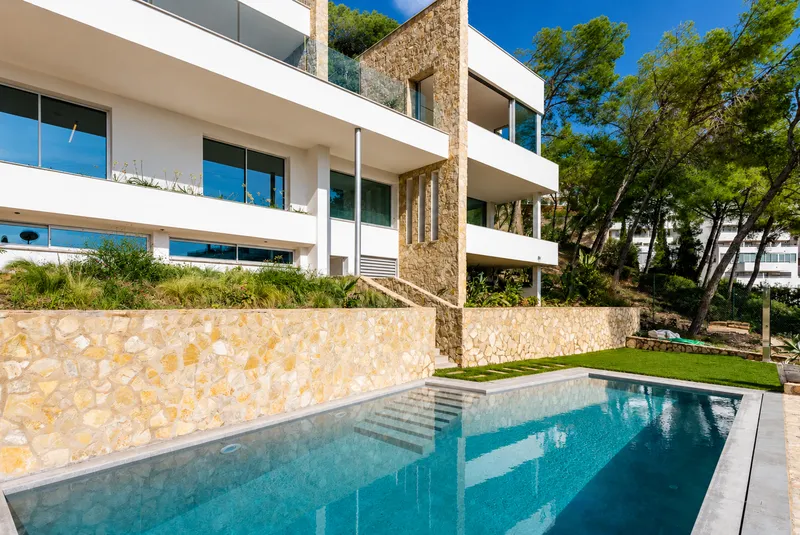 Modern new-build villa with sea views in the prestigious area of Santa Ponsa Mas — photo 3