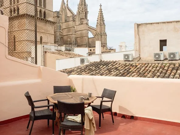 Bright penthouse in the Old Town of Palma — photo 1
