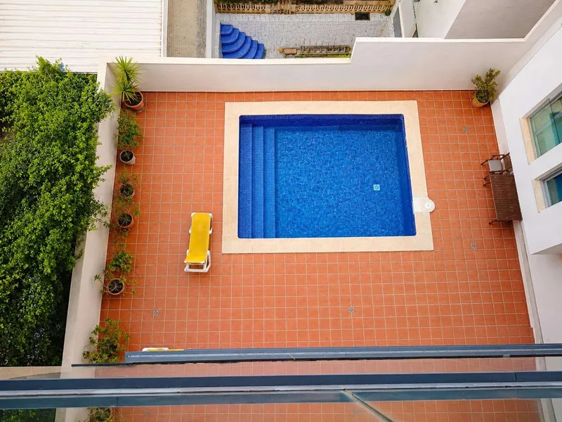 Your place in the sun - living where others go on vacation — photo 11