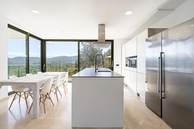 Contemporary villa with ETV license and breathtaking views for sale in Pollensa, Mallorca — photo 10