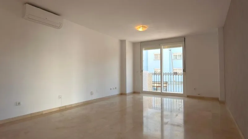 Apartment in Palma de Mallorca, Son Dameto area — photo 1