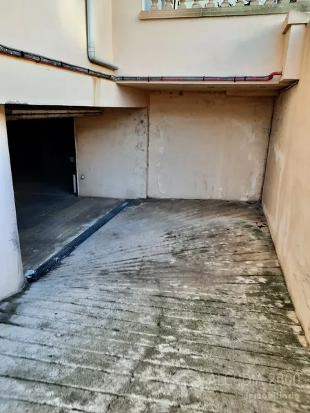 Garage — photo 5
