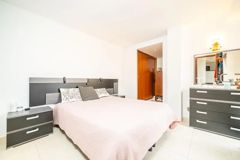 From Gestpropiedad we present this beautiful 2-bedroom, 2-bathroom penthouse in a quiet area of Porto Cristo, ideal both as — photo 11