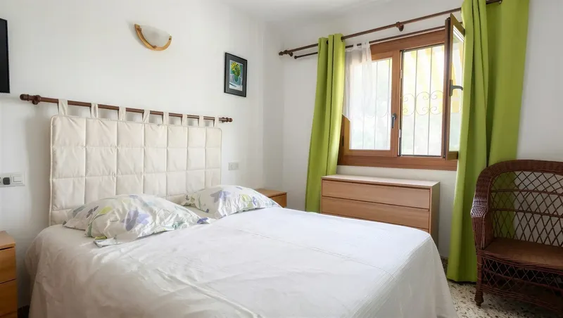 In one of the most sought-after residential areas of Playa de Palma, in the popular neighborhood of Las Maravillas, this apartment presents itself as a — photo 7