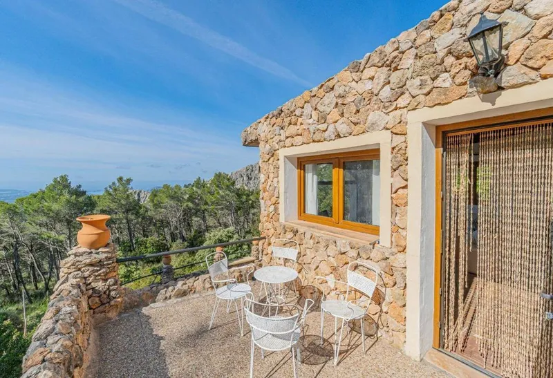 Luxury home in Puigpunyent, Province of Balearic Islands — photo 4