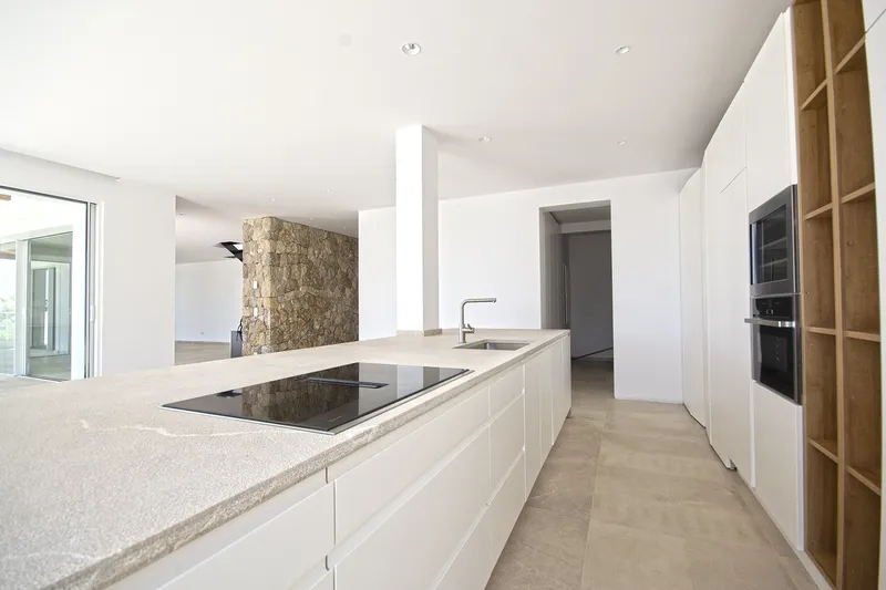 Luxury villa on the first sea line with infinity pool in Port Andratx — photo 11
