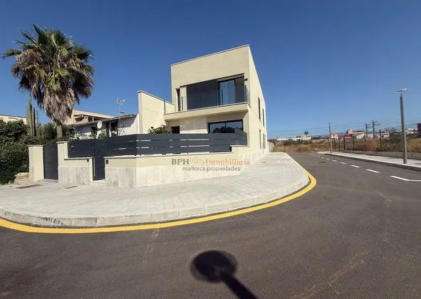 Semi-detached house in Son Cladera - Son Fuster, Palma de Mallorca — photo 2