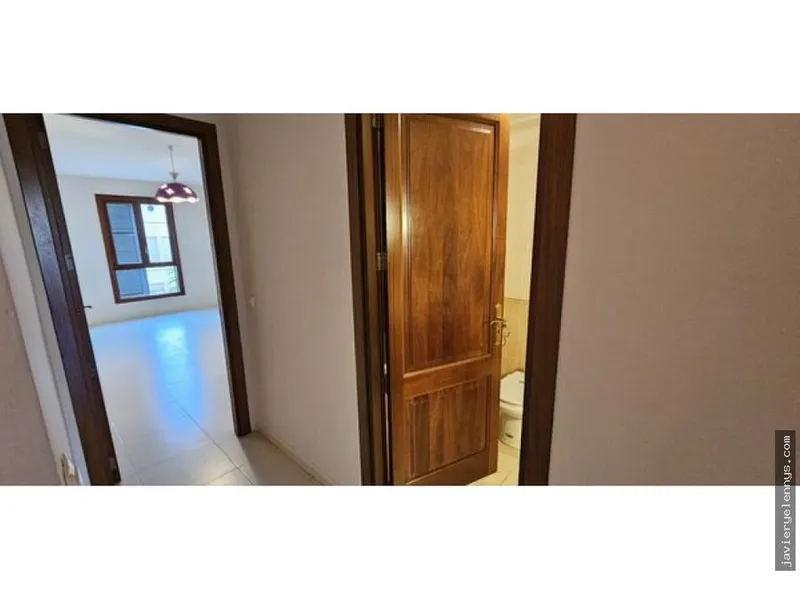 Apartment for rent on Calle d'Oviedo — photo 7