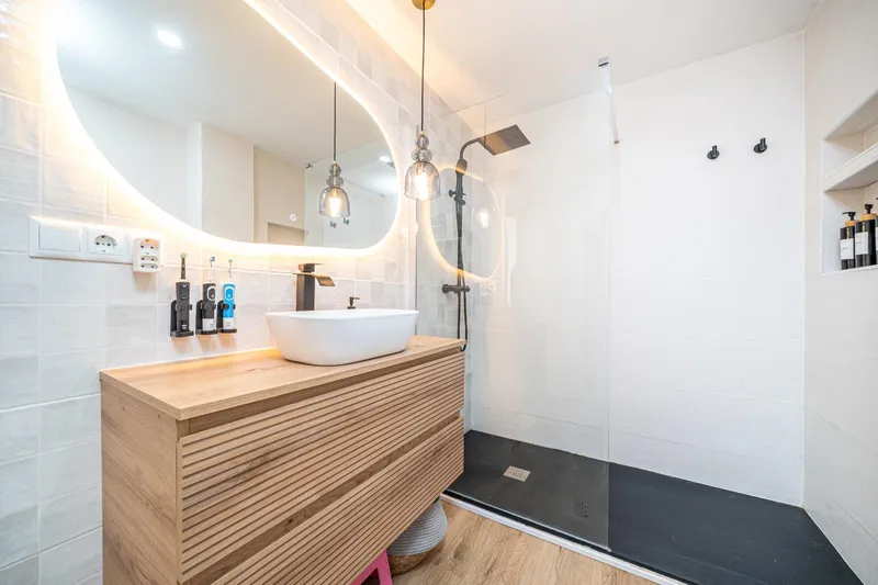 Reformed three-bedroom flat with balcony in Pere Garau — photo 8