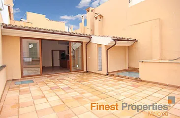Penthouse in La Lonja, Palma Old Town — photo 1