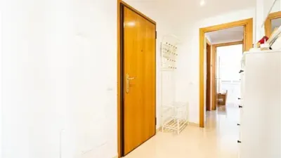 Apartment in Les Meravelles — photo 5