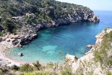 Villa - Deià (Cala Deià) — photo 1