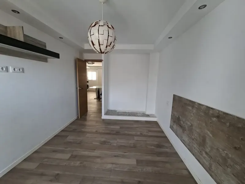 Apartment on 3rd floor with elevator. Fully renovated 6 years ago. — photo 5