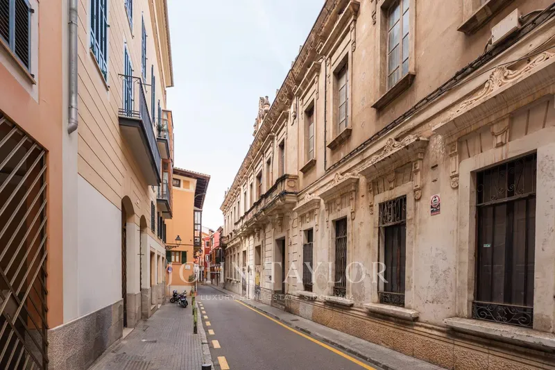 Property for Sale in Palma de Mallorca — photo 1