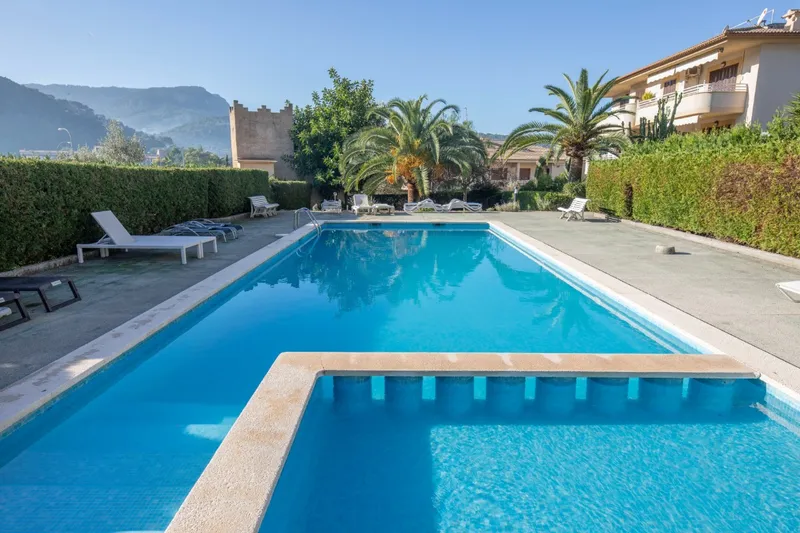 Flat with terrace, community pool and possibility of parking in Port de Sóller for longterm rent — photo 4