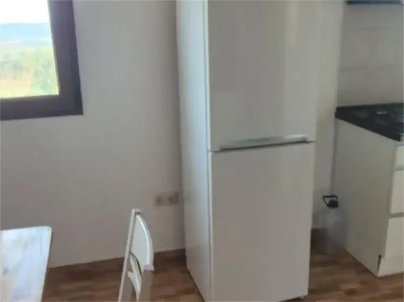 Descubre este amplio y luminoso piso moderno-rústico, idealmente ubicado a tan solo 10 minutos de Manacor, rodeado de tranquilidad y con vis — photo 2
