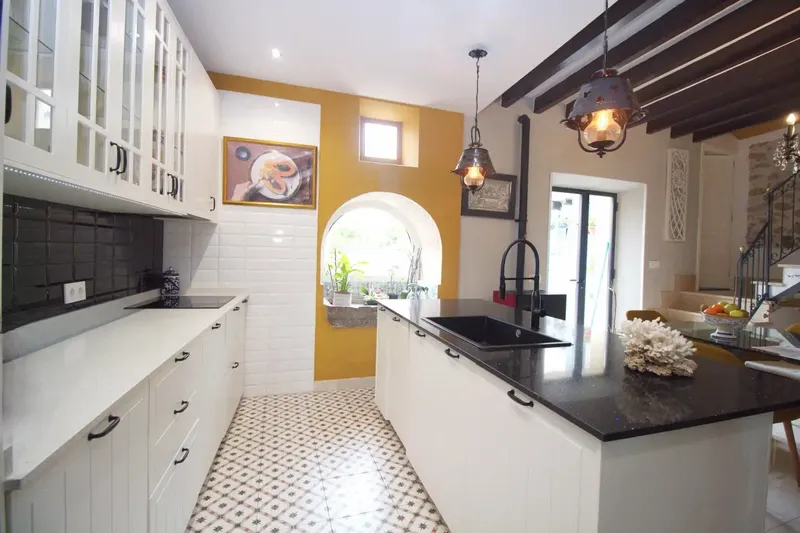 Charming village house with a total of 217m2 of Mallorcan soul and views of the Sierra de Tramuntana in the heart of Campanet — photo 10