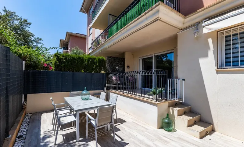 Reformed ground floor with terrace, parking and storage... — photo 1
