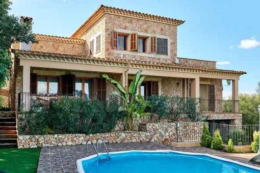 Santa Eugenia, fantastic Mediterranean-style villa with pool — photo 1