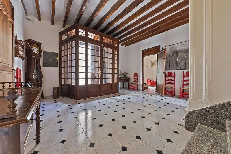 Mansion in Andratx, Province of Balearic Islands — photo 1