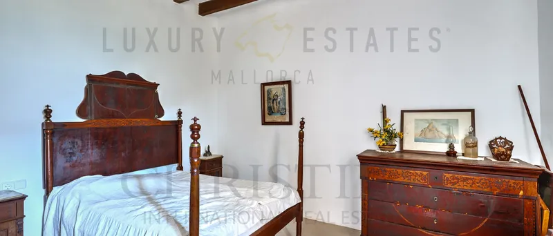 Historic stone finca in Mallorca with panoramic sea views and hunting rights in Escorca — photo 10