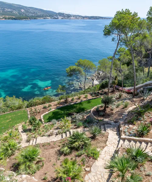 Spectacular villa on the seafront in Torrenova — photo 2